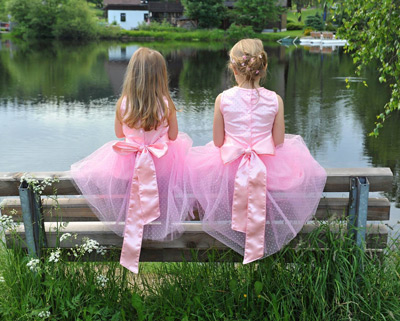 Dívky na svatební hostině